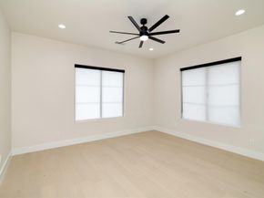 6838  Chevy Chase Avenue , Dallas Texas 75225