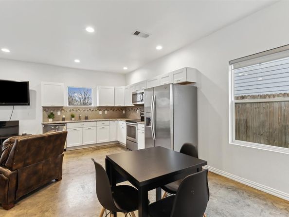 3314  Pueblo Street , Dallas Texas 75212