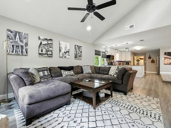 2203  Park Hill Drive , Arlington Texas 76012