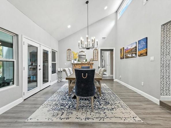 2203  Park Hill Drive , Arlington Texas 76012