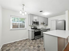 2805  Blackwood Drive , Arlington Texas 76013