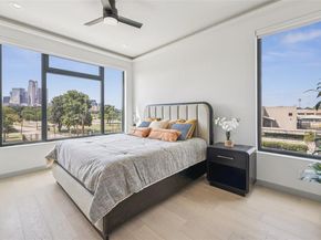 1880  Beaumont Street , Dallas Texas 75215