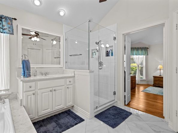 1801  Paddington Court , Arlington Texas 76017