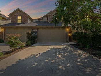 122  Barrington Lane 