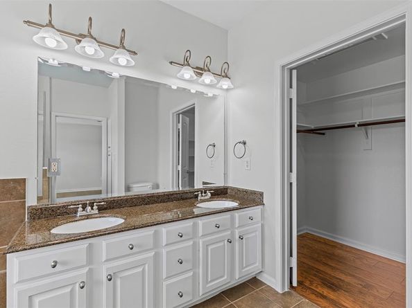 122  Barrington Lane , Lewisville Texas 75067
