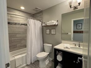 1200  Main Street  812, Dallas Texas 75202