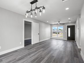 1142  Deerwood Drive , Dallas Texas 75232