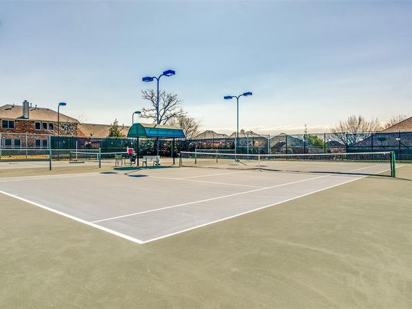 2201  Vista Court , Corinth Texas 76210