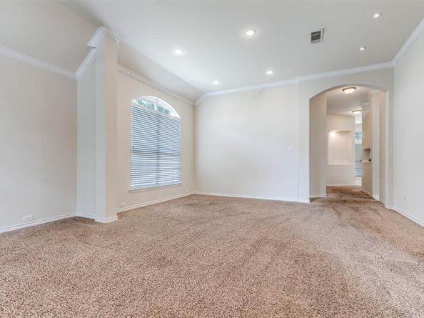 2201  Vista Court , Corinth Texas 76210