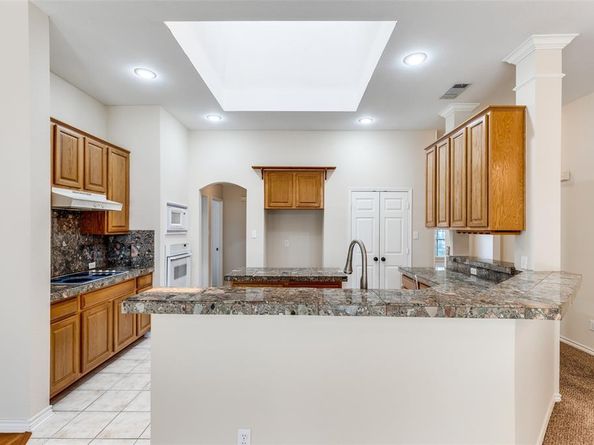2201  Vista Court , Corinth Texas 76210