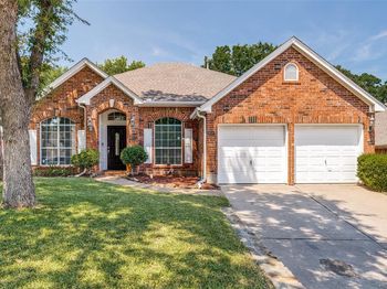 2201  Vista Court 