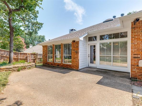 2201  Vista Court , Corinth Texas 76210