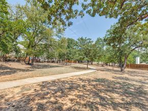 2201  Vista Court , Corinth Texas 76210