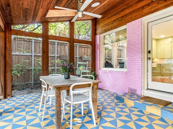 4419  Vandelia Street , Dallas Texas 75219