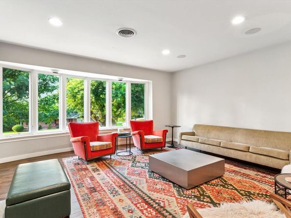 133  Lakeridge Drive , Dallas Texas 75218