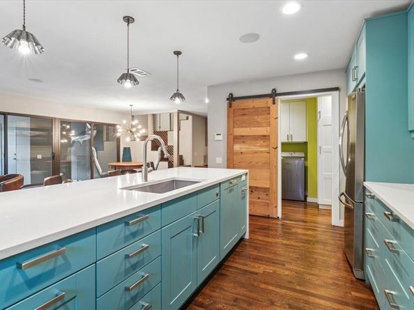 133  Lakeridge Drive , Dallas Texas 75218