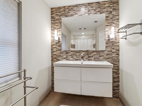 133  Lakeridge Drive , Dallas Texas 75218