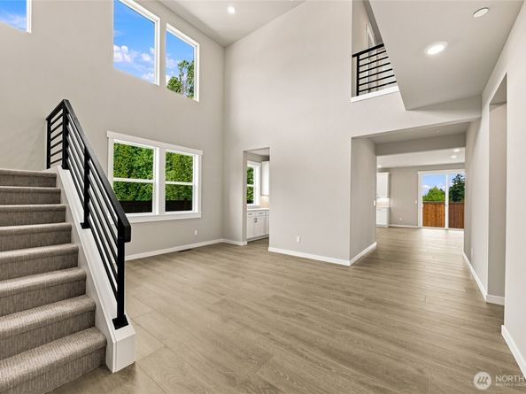 4999 237th Court SE 15, Issaquah WA 98029
