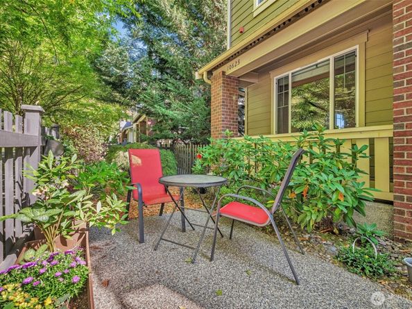 10625 Ross Road 3, Bothell WA 98011