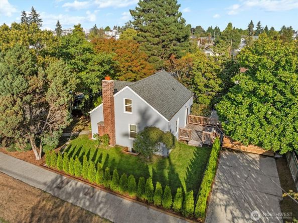 1817 NW 77th Street, Seattle WA 98117