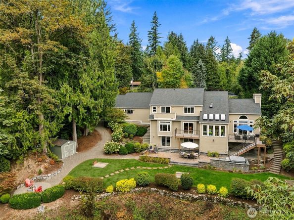 26257 SE 162 Place, Issaquah WA 98027