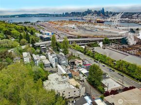 3022 SW Bradford Street 401, Seattle WA 98126