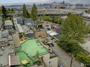 3022 SW Bradford Street 401, Seattle WA 98126