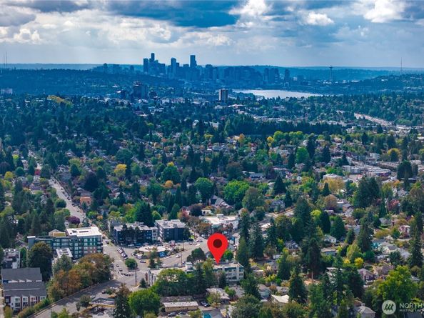 1740 NE 86th Street 311, Seattle WA 98115