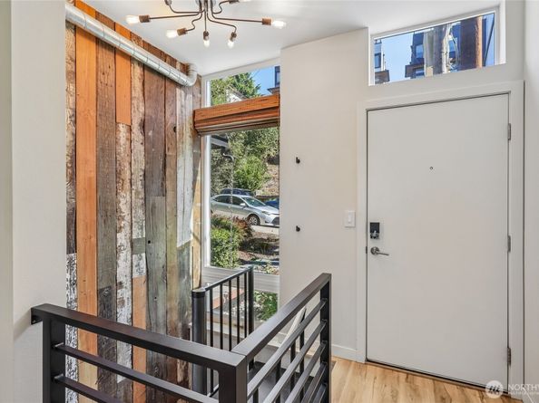 3857 21st Avenue SW, Seattle WA 98106