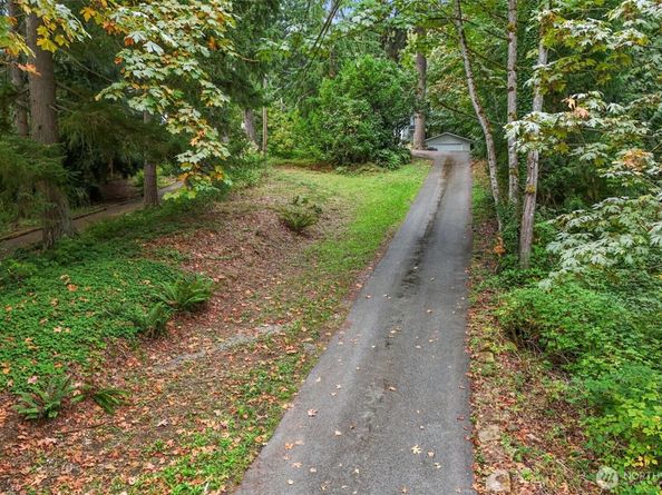 16931 SE Newport Way, Bellevue WA 98006