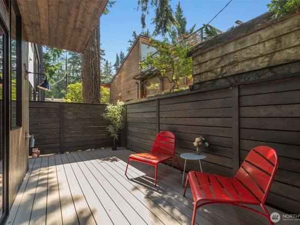 12713 4th Avenue NW, Seattle WA 98177