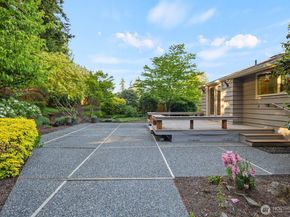 8433 221st Place SW, Edmonds WA 98026