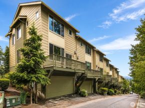 2161 NW Boulder Way Drive, Issaquah WA 98027