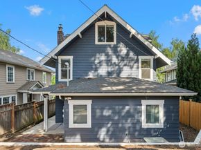 5243 19th Avenue NE, Seattle WA 98105