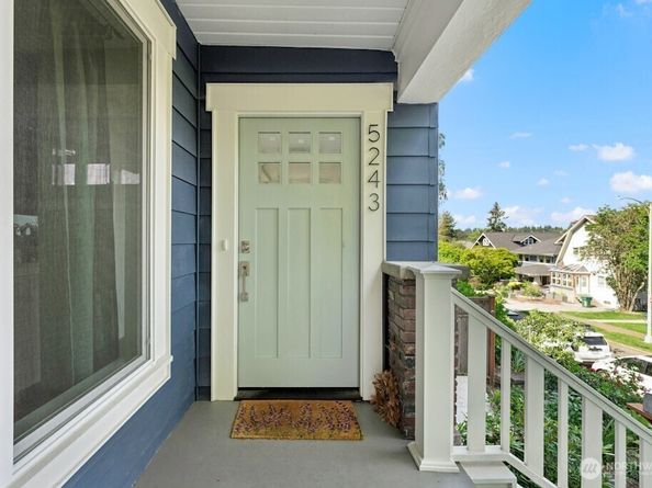 5243 19th Avenue NE, Seattle WA 98105