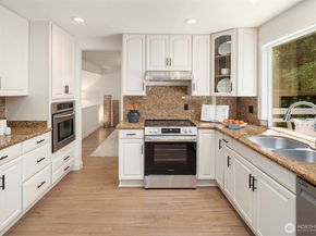 13241 SE 57th Street, Bellevue WA 98006