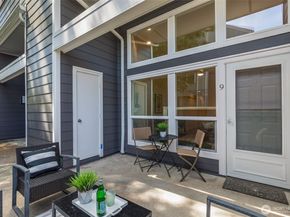 11713 93rd Avenue NE B9, Kirkland WA 98034