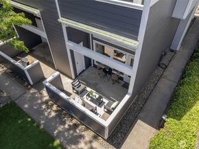 11713 93rd Avenue NE B9, Kirkland WA 98034