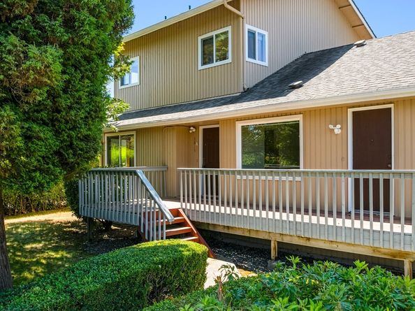 8815 18th Avenue SW, Seattle WA 98106