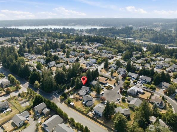 1565 Nordic Place, Poulsbo WA 98370