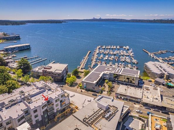 108 2nd Avenue S 504, Kirkland WA 98033