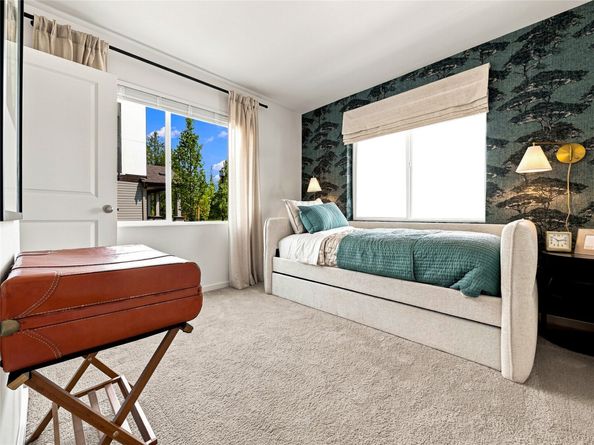 1230 Tacoma Court NE 16, Renton WA 98056