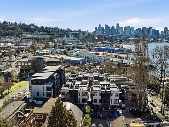 2016 Fairview Avenue E C, Seattle WA 98102