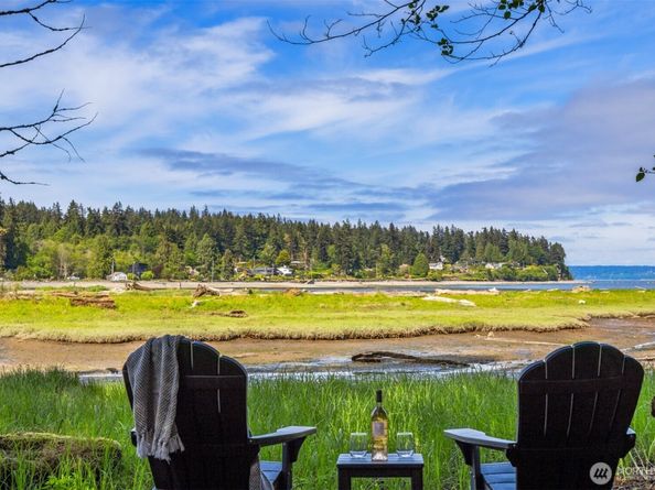 9720 NE Lofgren Road, Bainbridge Island WA 98110