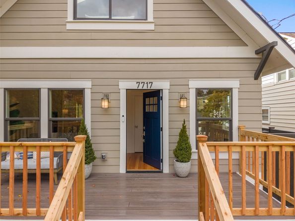 7717 2nd Avenue NE, Seattle WA 98155