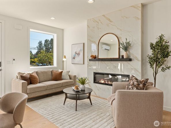 3314 W Dravus Street, Seattle WA 98199