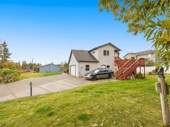 20120 32nd Avenue W, Lynnwood WA 98036