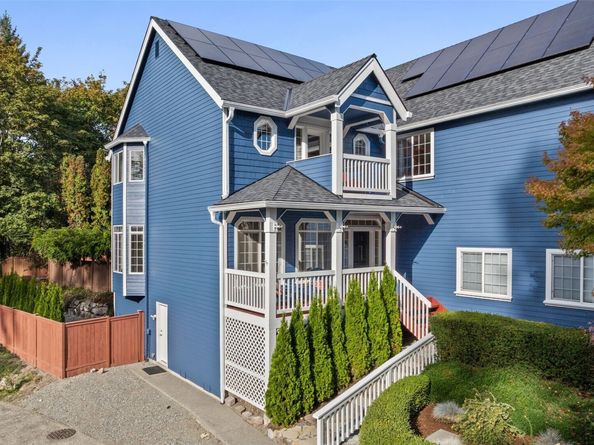 9818 S 220th Place, Kent WA 98031