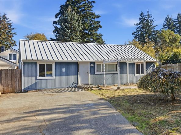 11734 14th Avenue S, Seattle WA 98168