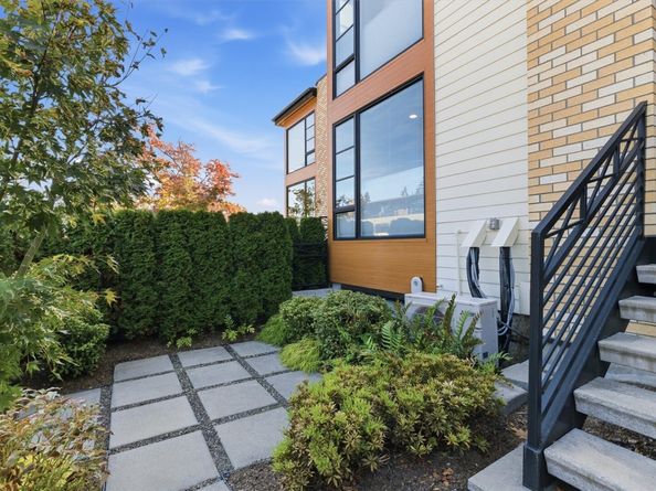 1309 Market Street, Kirkland WA 98033